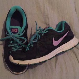 Nike evolution 3 shoes